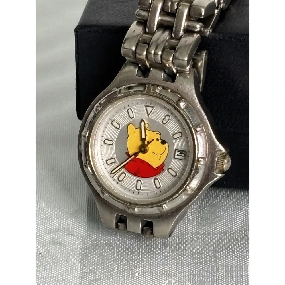 Disney- Winnie the Pooh Ladies Wrist Watch- Disneyana Disneyland